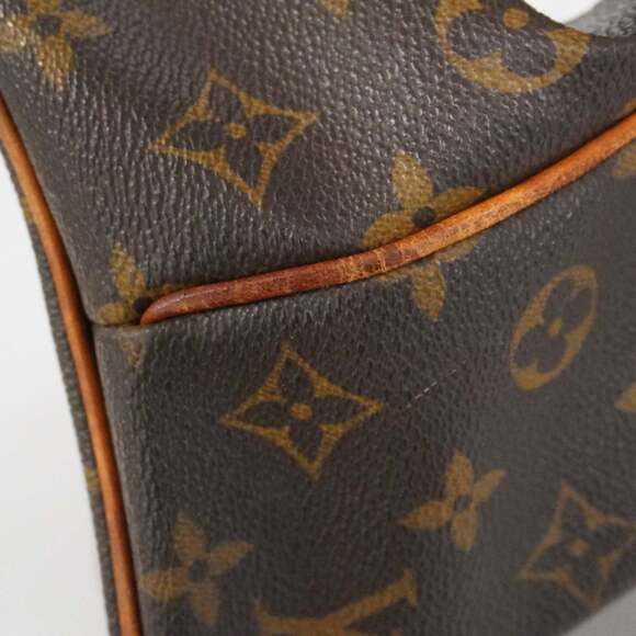 LOUIS VUITTON Brown Monogram Tote Bag - Picture 7 of 16